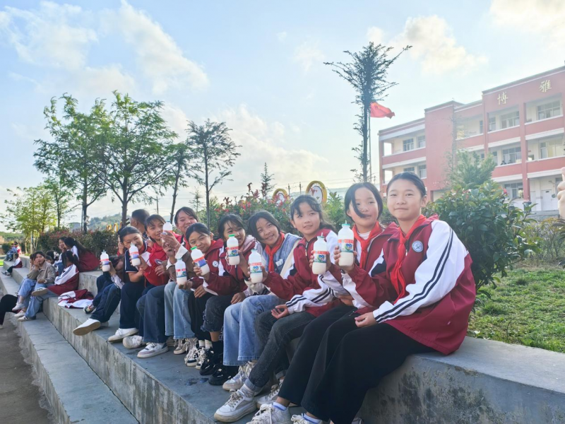 真情传递温暖，爱心点亮希望|李子园“抗旱保教”捐赠活动圆满完成